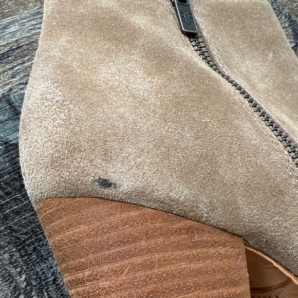Frye | Reed Strappy Booties - Suede - Picture 7 of 10